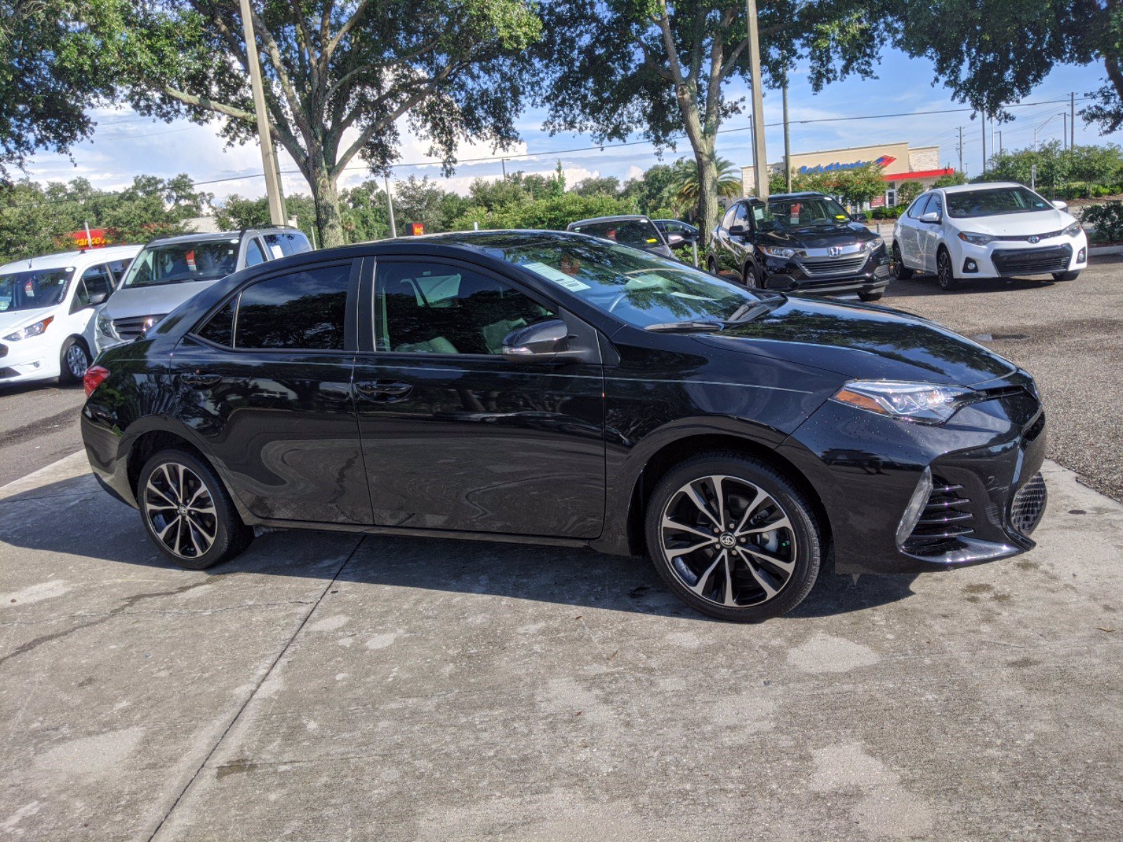 Pre Owned 2018 Toyota Corolla Se Fwd 4dr Car 1038