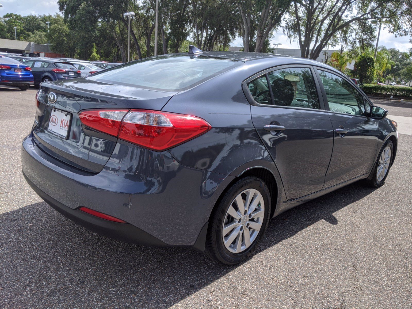 Pre-Owned 2016 Kia Forte LX FWD 4dr Car