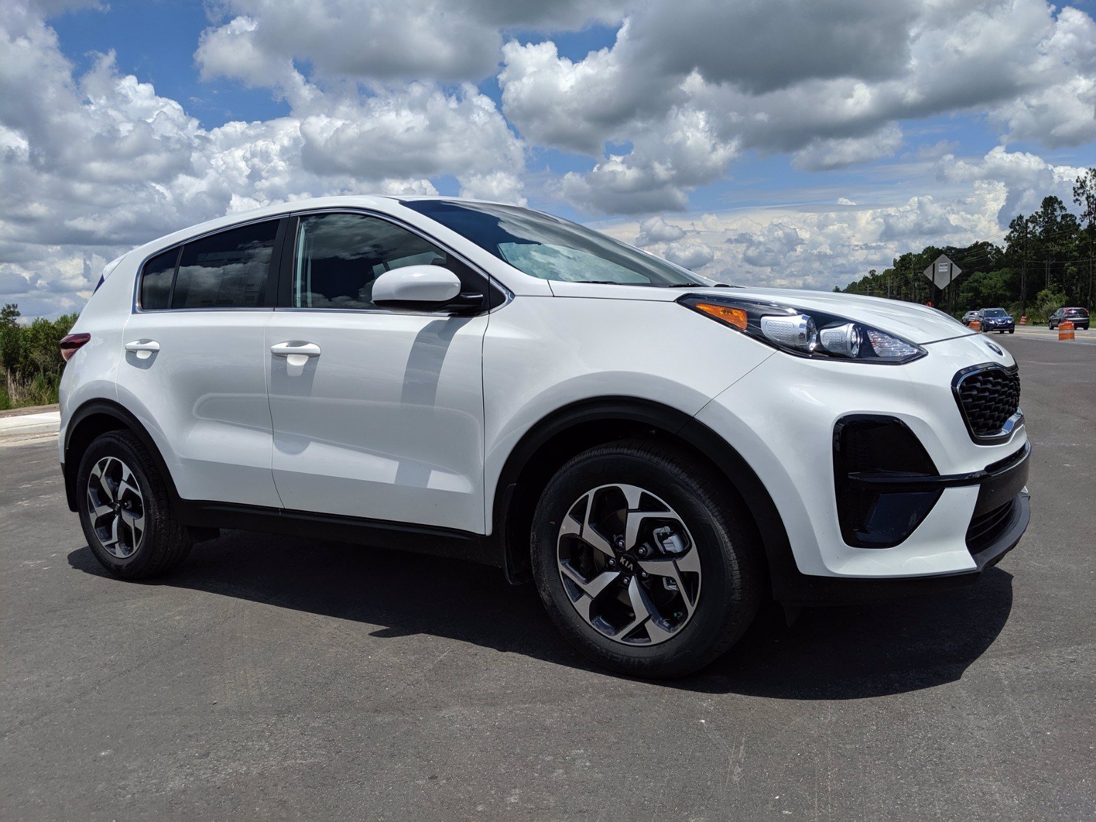 New 2020 Kia Sportage LX FWD Sport Utility